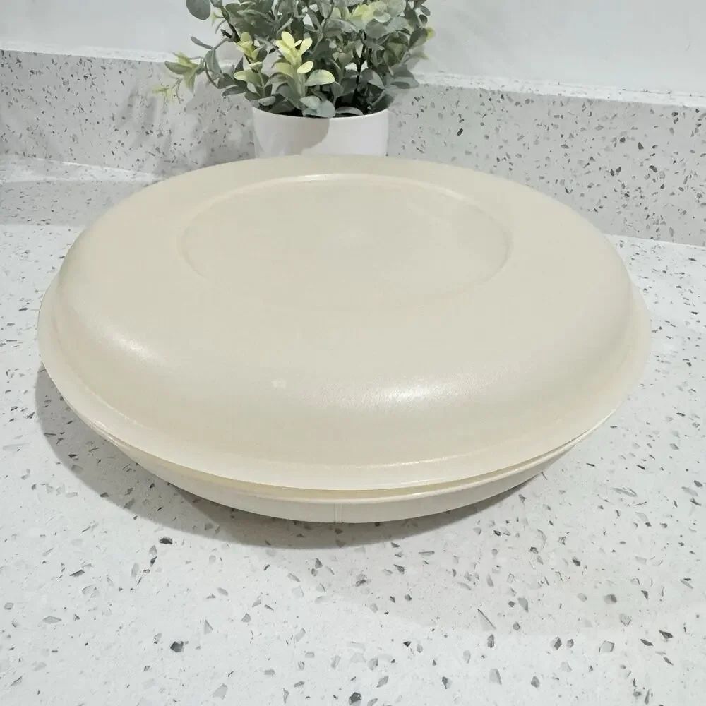Vintage Tupperware 10